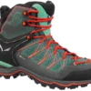 SALEWA MTN Trainer Lite GTX Mid Schoenen Dames, Groen 2 SALEWA MTN Trainer Lite GTX Mid Schoenen Dames, Groen -Kampeeruitrusting Verkoop 2024 salewa mtn trainer lite gtx mid shoes women feld green fluo coral 1